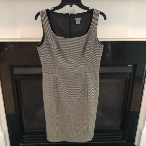 Ann Taylor shift dress